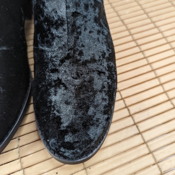 TOMS Black ELLA CHELSEA Crushed VELVET Slip-On ANKLE BOOTS Women sz 6.5M new wit - Picture 7 of 11